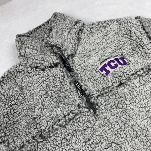 boxercraft Tops - TCU Boxercraft Sherpa Sweatshirt Womens XS Gray Pullover Embroidered Chest Logo